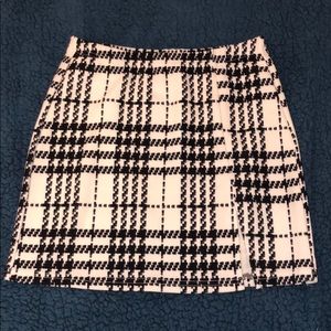 Patterned skirt